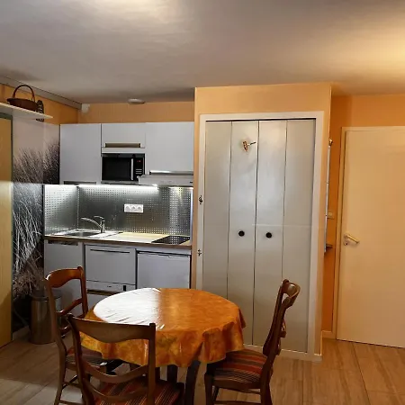 아파트 Cosy Pour 2 A 50m De La Plage, Centre-ville, Equipe - Fr-1-197-507