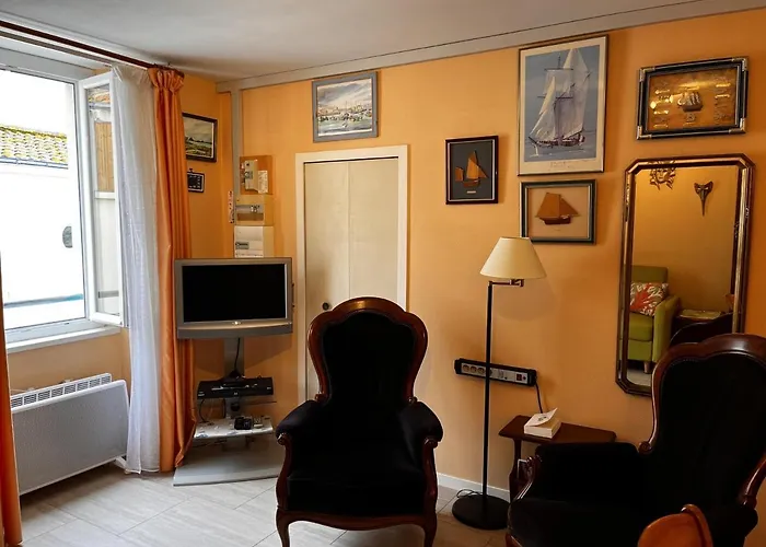 Cosy Pour 2 A 50m De La Plage, Centre-ville, Equipe - Fr-1-197-507